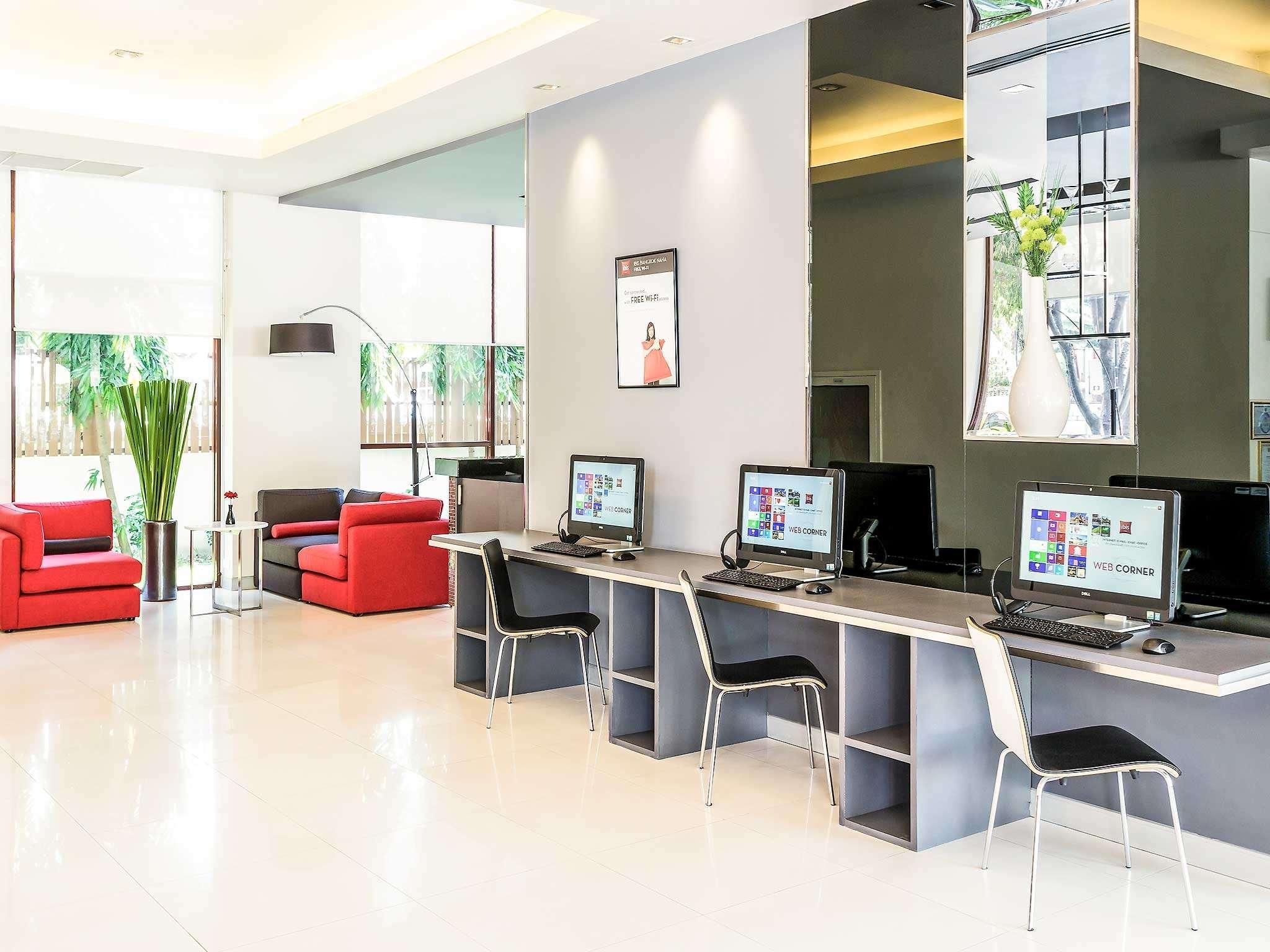 Ibis Bangkok Sukhumvit 4 Hotel Kültér fotó