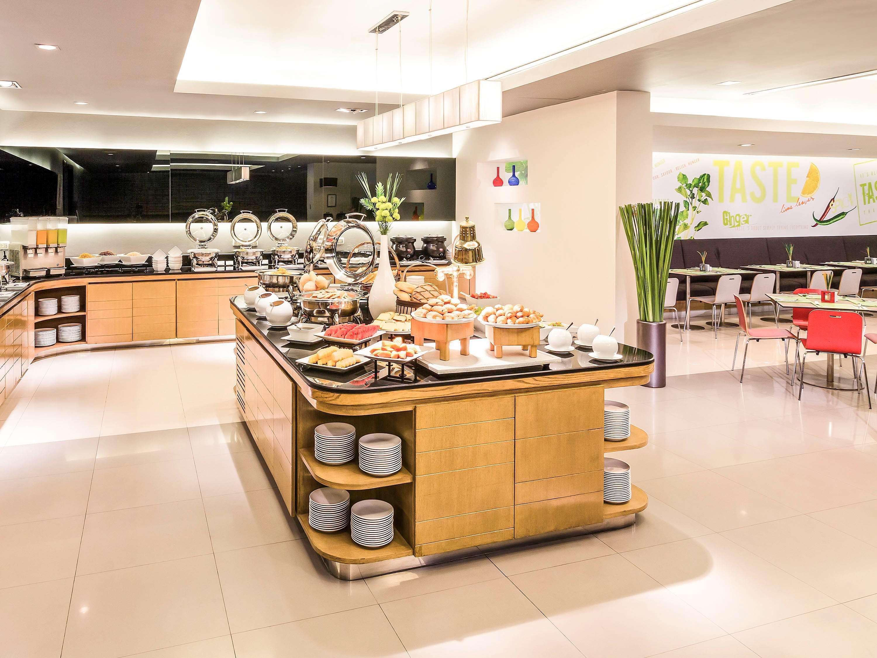 Ibis Bangkok Sukhumvit 4 Hotel Kültér fotó