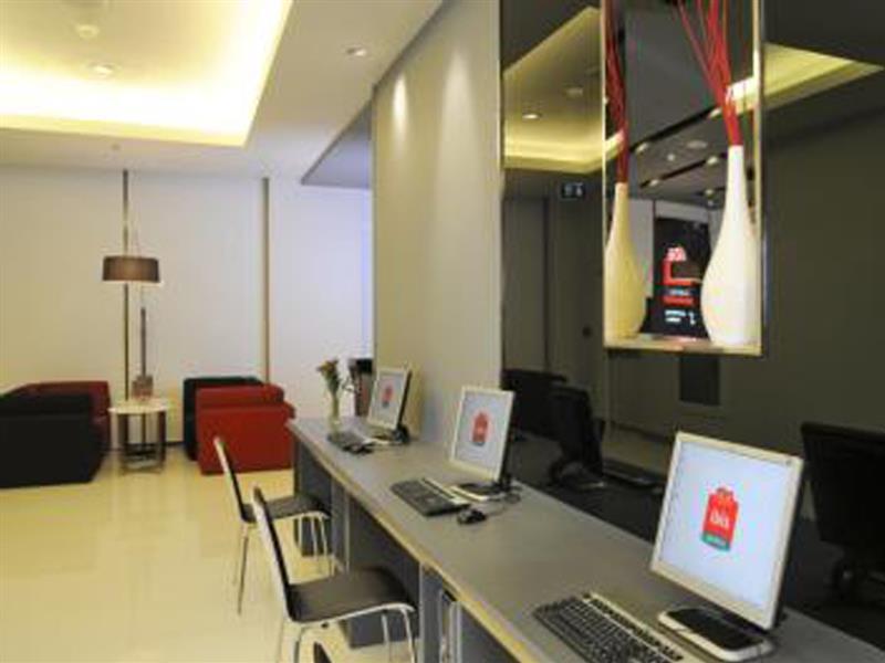 Ibis Bangkok Sukhumvit 4 Hotel Kültér fotó