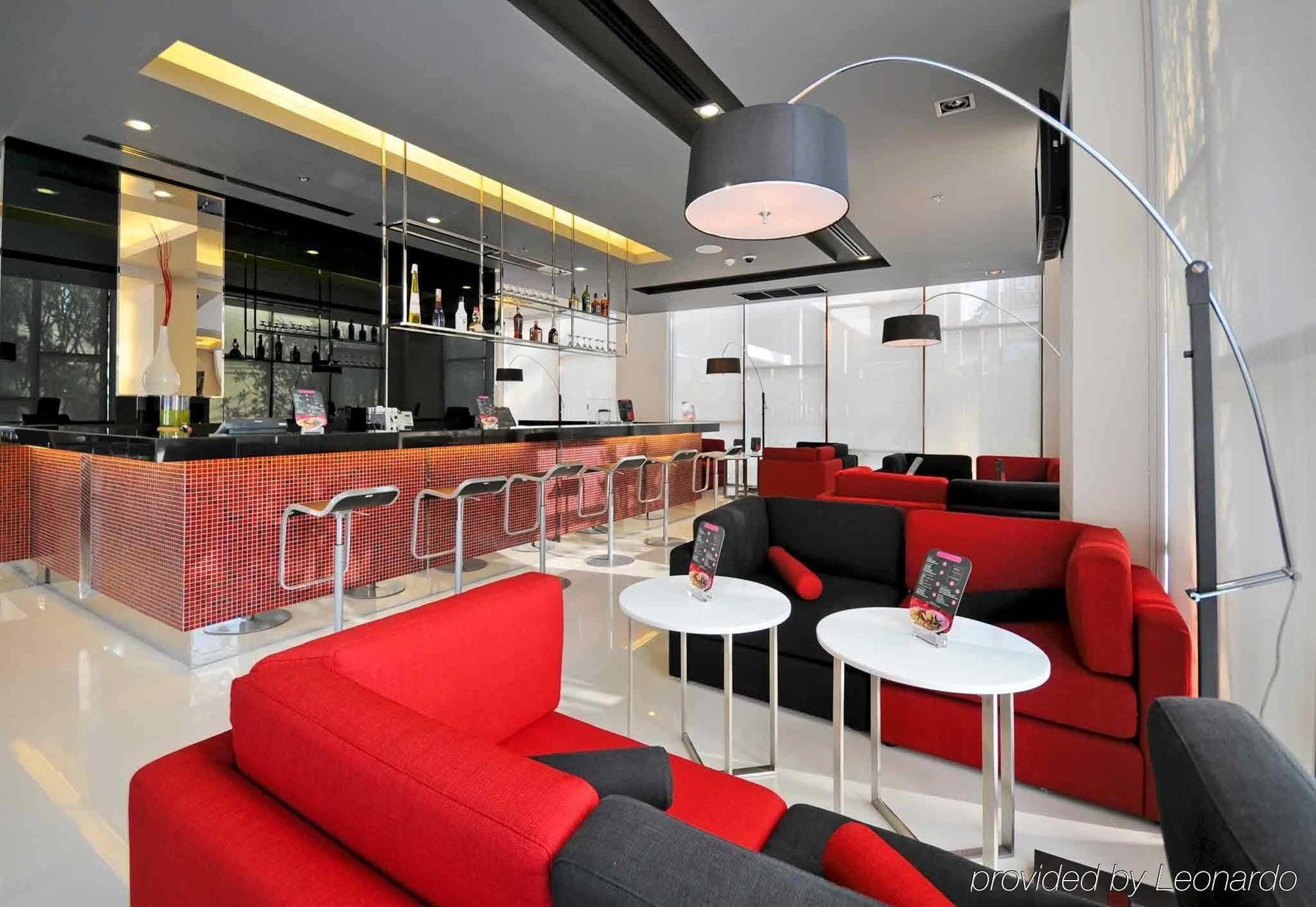 Ibis Bangkok Sukhumvit 4 Hotel Kültér fotó